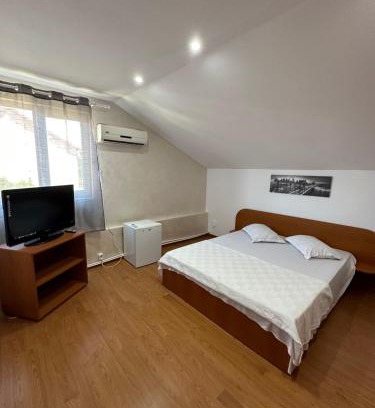 Mangalia House | Casa Anda