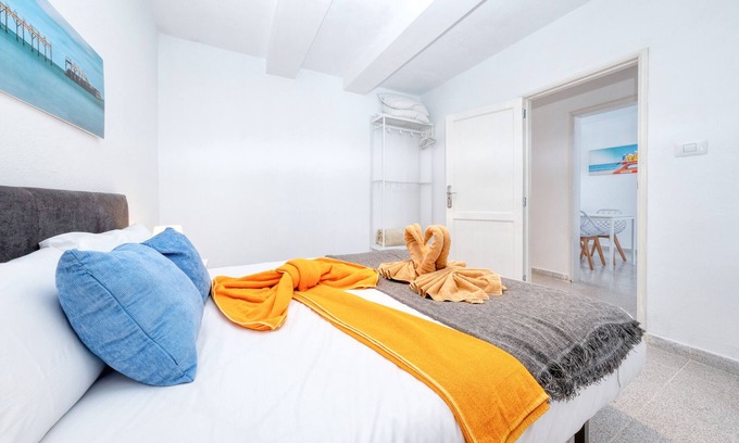 Arrieta Ski Chalet | Casa Aramén a few meters from the ocean