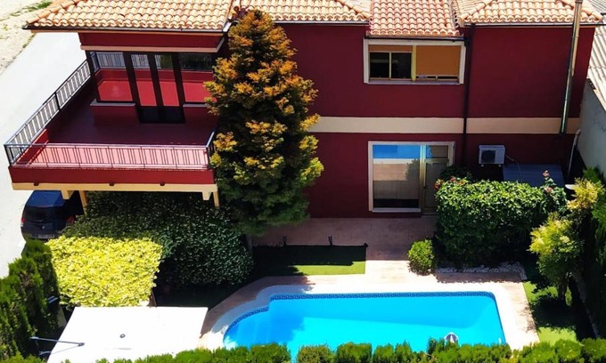 Biar House | CASA AXIER Chalet Rural con encanto, Piscina privada - Chimenea - Calefacción