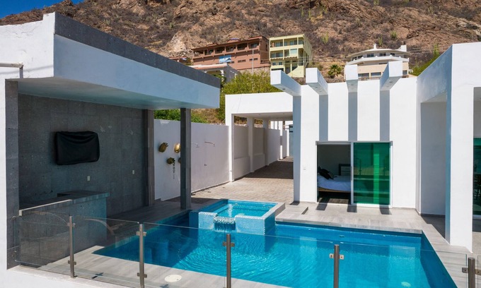 San Carlos Other | Casa Bacanora with beautiful ocean view 3 min from the beach
