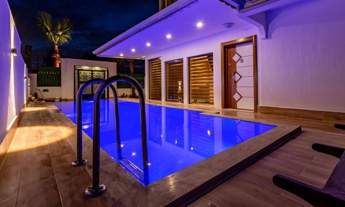 Kadriye Villa | CASA BONITA ❤️ Private Swimming Pool and Jacuzzi