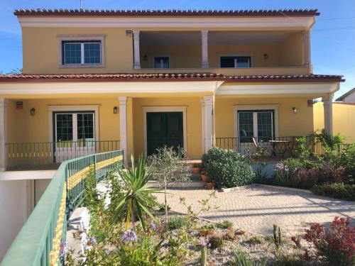 Alcobaca Villa | Casa Botanica