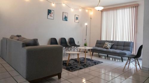 San Luis Potosi House | Casa céntrica para grupos grandes