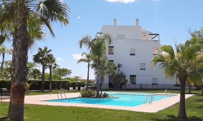 Alhama de Murcia Apartment | Casa Calida 3 with views over the golf course