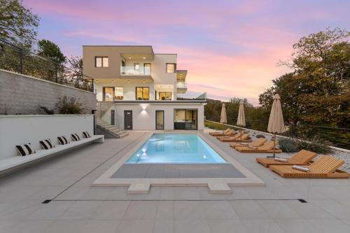 Opatija Villa | Casa Calme luxury villa surounded with nature Opatija including EVcharging station