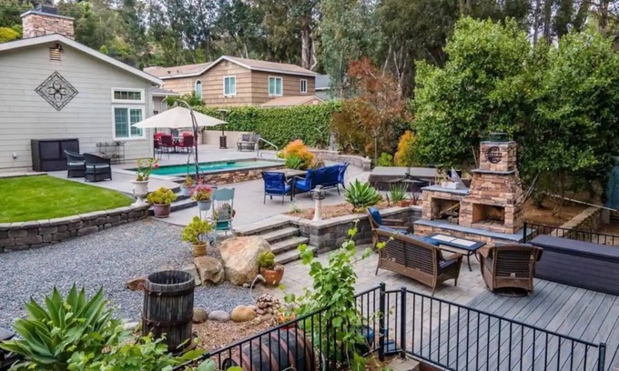 Mount Helix House | Casa Charles a private Villa in the foothills of Mt Helix in La Mesa, CA.