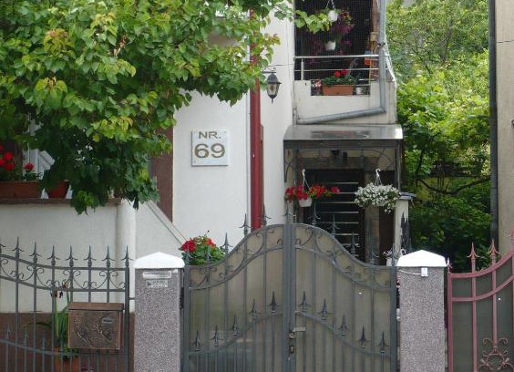 Orsova House | CASA CHIVA