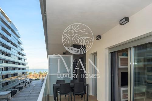 Cabanes Apartment | Casa Cosme Ivan Luxury Homes 3ªPlta Norte 1ªLínea