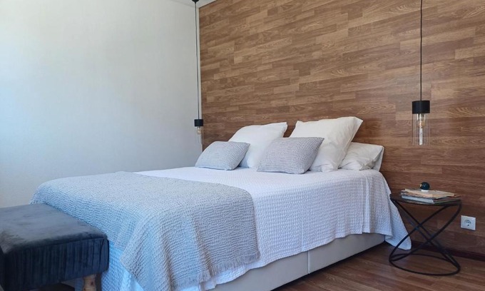 Moncao Apartment | Casa Crespim