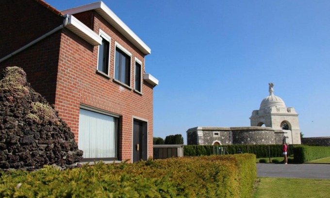 Tyne Cot House | Casa D&N