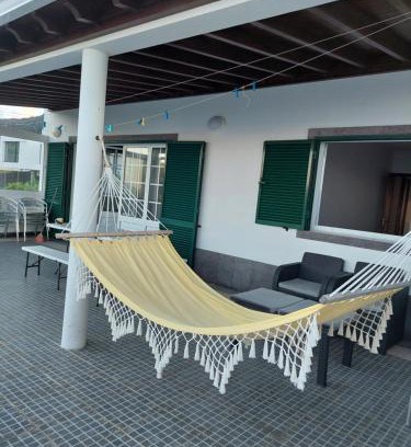 Ribeira Cha House | Casa da Adega
