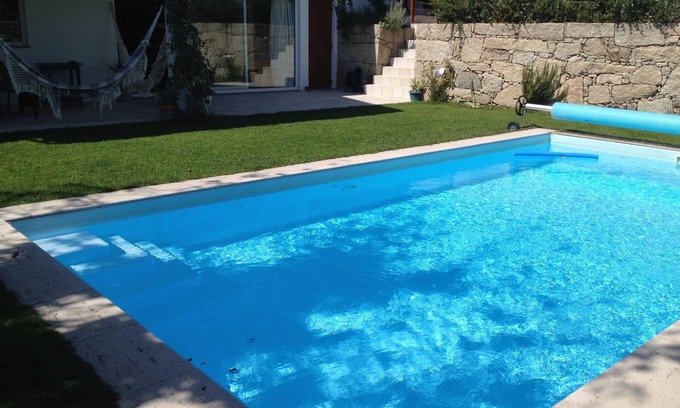 Boa Aldeia Cottage | Casa da Fonte - Swimming pool (Ecopista and Golf at 5 Km)