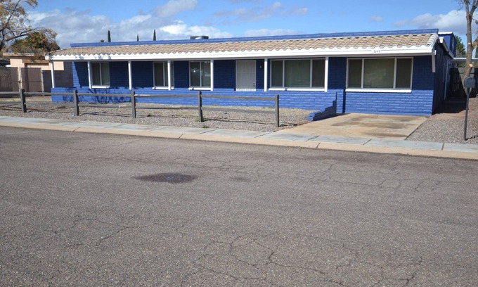 Sierra Vista House | Casa de Azul