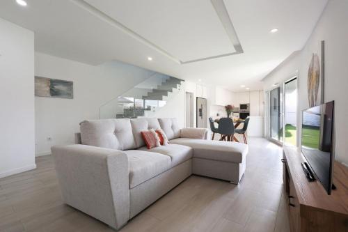 Seixal House | Casa de ferias com Piscina e Suite