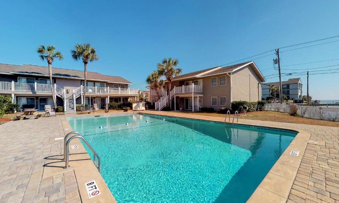Surfside Beach Hotel | Casa De Floral