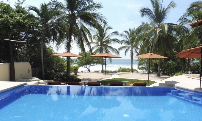 Troncones House | Casa de la Costa - Luxury Beachfront Suites