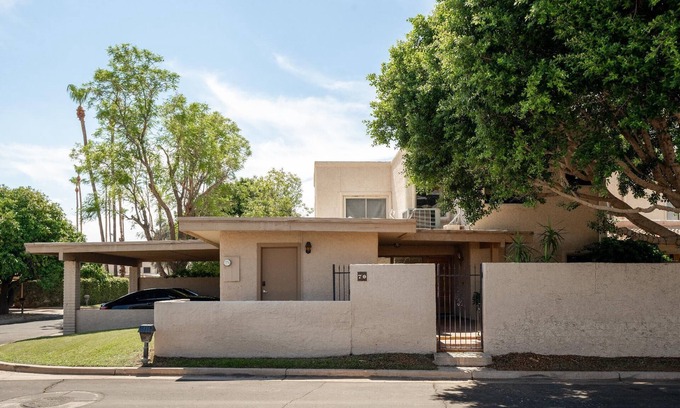 Pavoreal House | Casa Del Monte: Old Town Gem w/Pool & Tennis