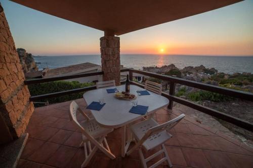 Costa Paradiso House | Casa Del Tramonto