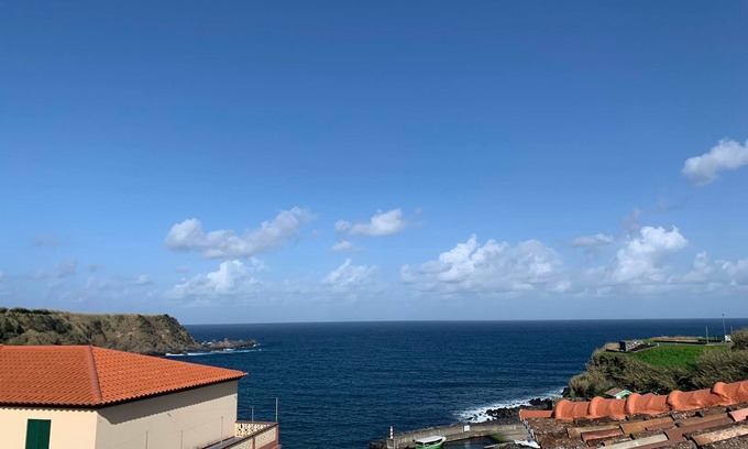 Porto Formoso House | Casa do Porto, relax with this stunning sea view