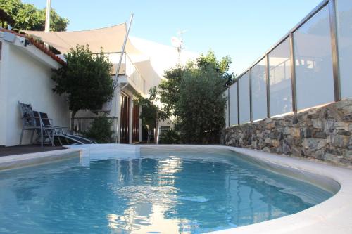 Braganca House | Casa do Rio Fervença