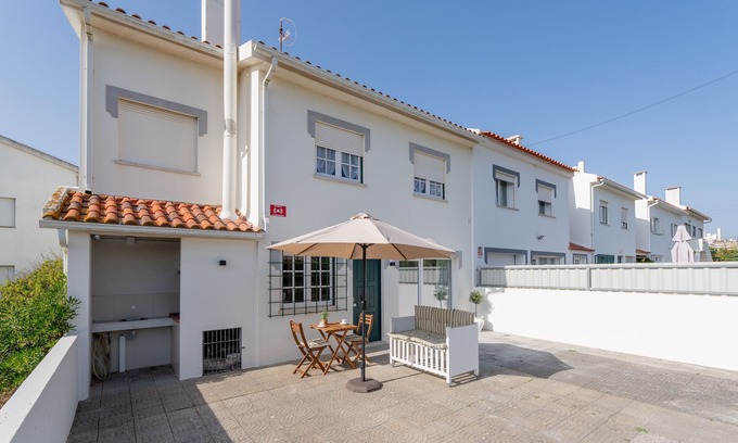 Praia de Santa Cruz House | Casa do Zé Grande