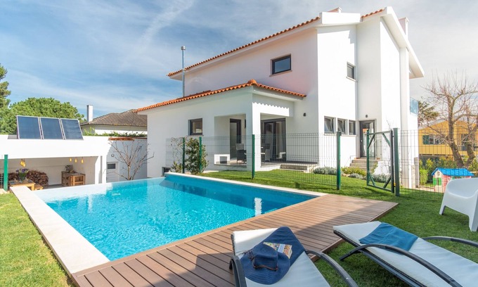 Cascais Apartment | Casa em Cascais - Garden Apartment