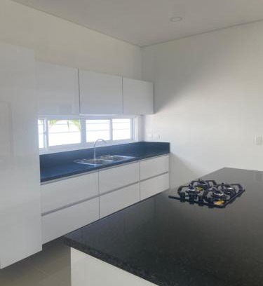 Flandes Villa | Casa en arriendo