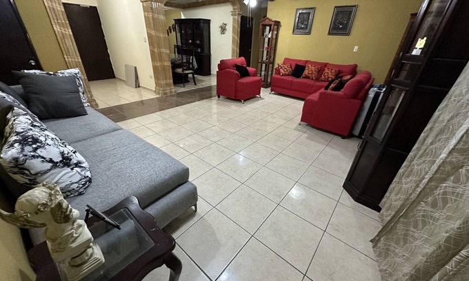Mazatlan House | Casa en Mazatlán! Ideal Para Grupos Grandes o Pequeños de Personas
