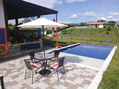 Armenia House | Casa Finca La Pintada