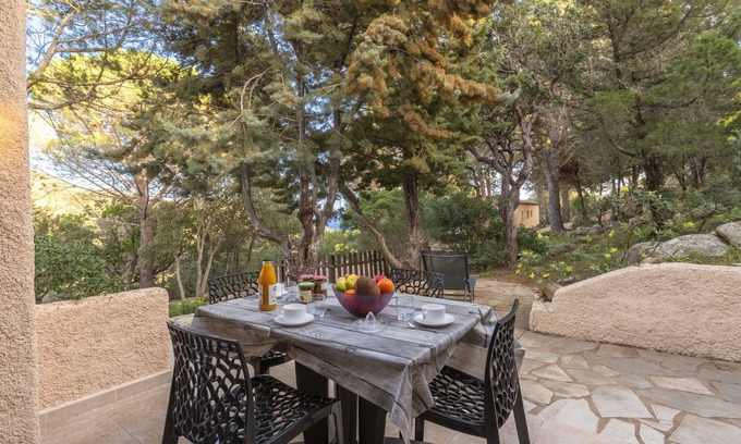 Santa Giulia House | Casa Folaca by Interhome