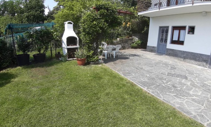 Arizzano House | Casa fontana rossa