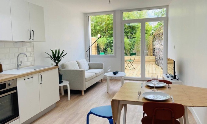 Angers Apartment | Casa Gardot - New flat - Garage - Terrace