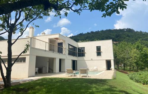 Rukavac Villa | Casa il Giardino Segreto by Villas Guide
