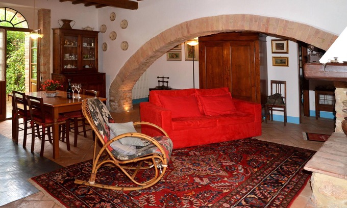 Monteriggioni House | Casa Immersa nel Verde