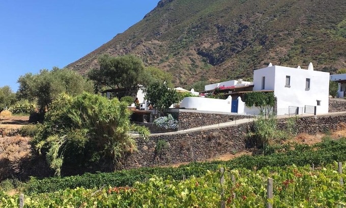 Malfa Villa | Casa Isabella