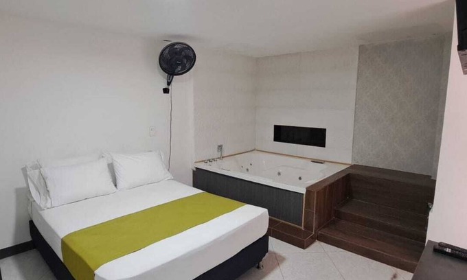 Florida Nueva House | Casa Jerusalén en Laureles, la Mejor Zona Turística, Gastronómica de Medellín