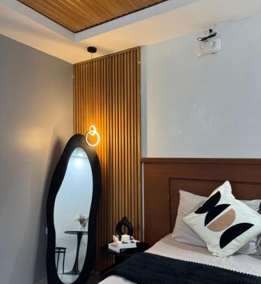 Dauis Apartment | Casa KM Beach and Pool Access FREE pick up Seaport and Airport