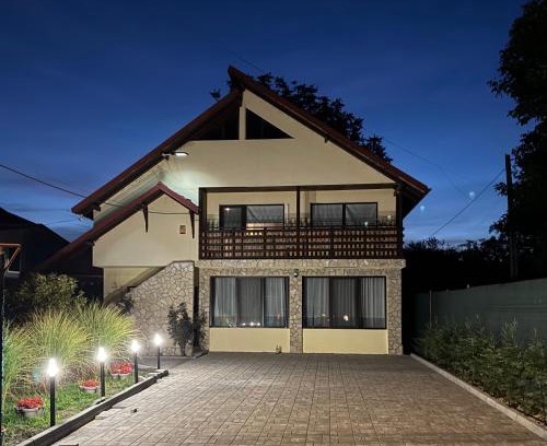 Curtea De Arges Villa | Casa Kutui