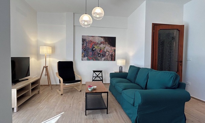 Pisa Apartment | Casa La Pigna - Three Bedroom Apartment, Sleeps 6