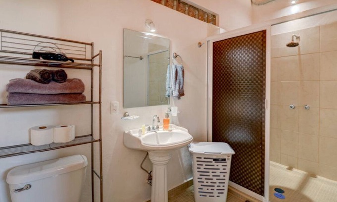 Los Ayala Apartment | Casa las Mariposas Bungalow 10