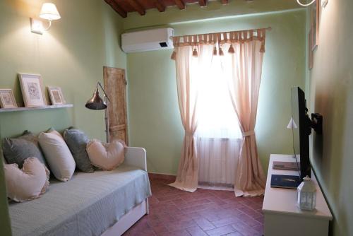 San Miniato Basso Apartment | Casa LIZ