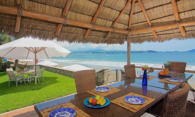 Manzanillo House | Casa Los Peces Club Santiago Manzanillo