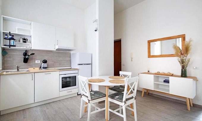 Novara Apartment | Casa Luna: vicino al centro