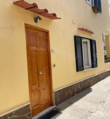 Lacco Ameno Apartment | Casa Lupoli