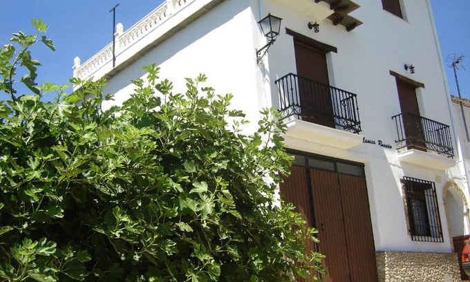 Yegen House | Casa Mamica Rosario