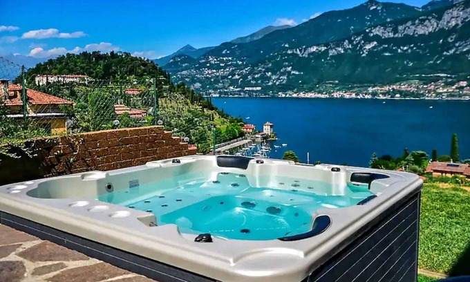 Bellagio House | Casa Marina Bellagio private garden (AC/jacuzzi)