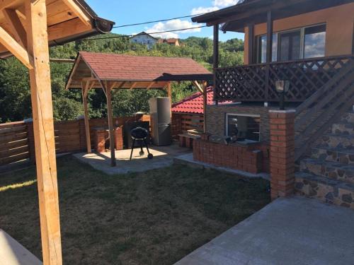 Orsova House | Casa Maya & Cristi