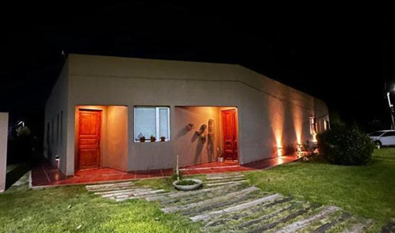 San Nicolas de los Arroyos House | Casa ochava