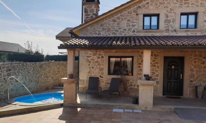 Tomino House | Casa Parrilla in Tomiño