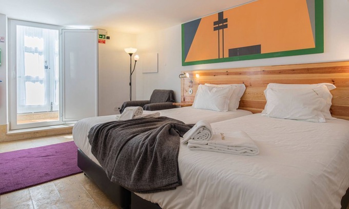 Sintra Apartment | Casa Pendôa 10 | Twin Room | Self Check-in Online